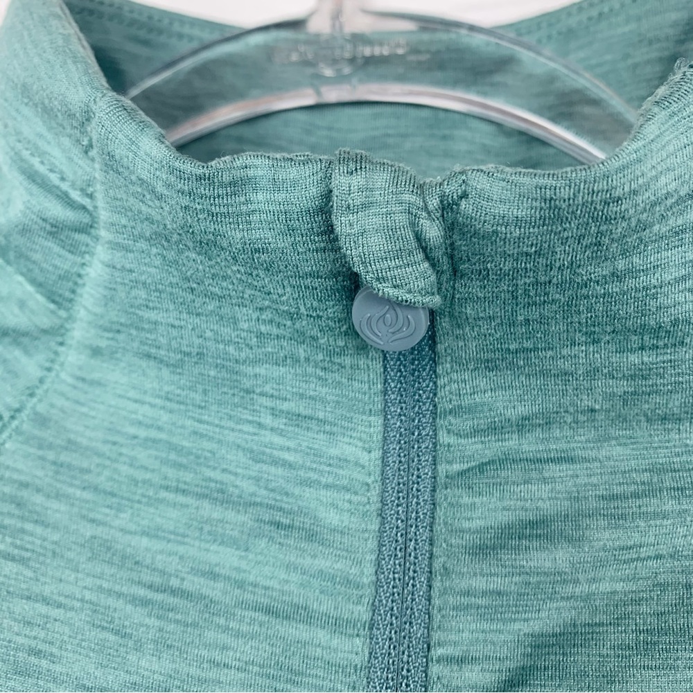 Apana Quarter Zip Long Sleeve Track Jacket Soft Green Thumbholes size M - Picture 8 of 10